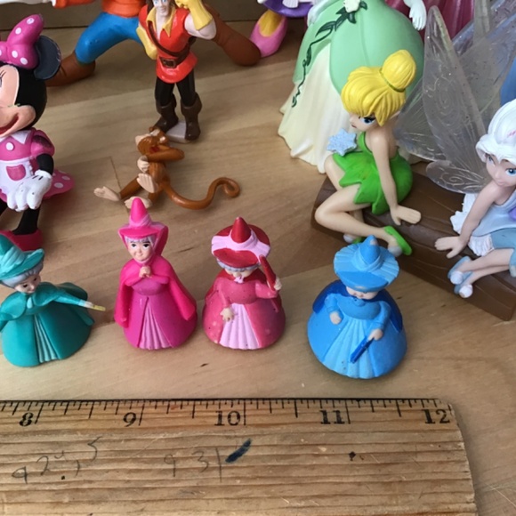 Disney Figurines Lot - Picture 3 of 12